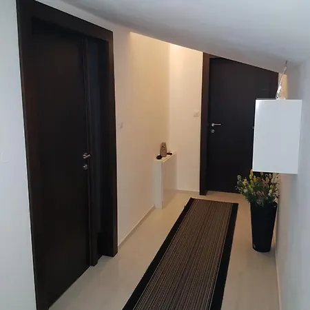 Gabi &