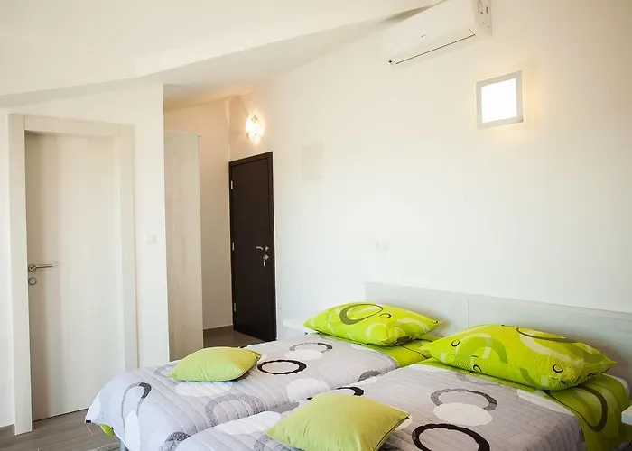 Πανσιόν Gabi & 3*